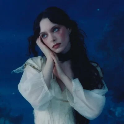 Holly Humberstone – Cruel World LP